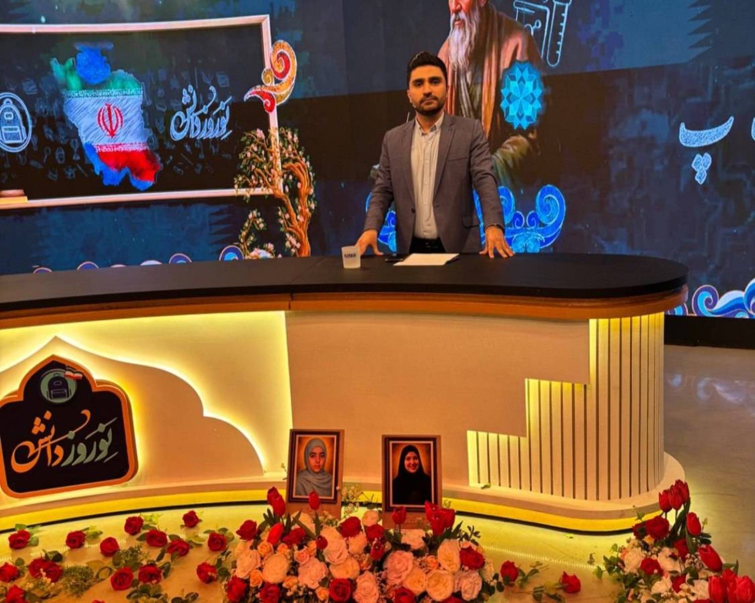 «نوروز دانش» با حضور نخبگان و معلمان برتر روی آنتن شبکه آموزش رفت.